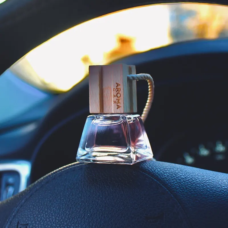 Tinh dầu treo ô tô Aroma Car Prestige Wood Gold - 7ml 6 Aroma Car Prestige Wood